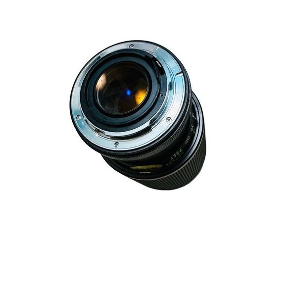 Tamron 70-210mm 1:3.8-4 camera lens - Picture 9 of 9